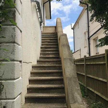 Tree Tops Apartment In Tunbridge Wells Exterior foto