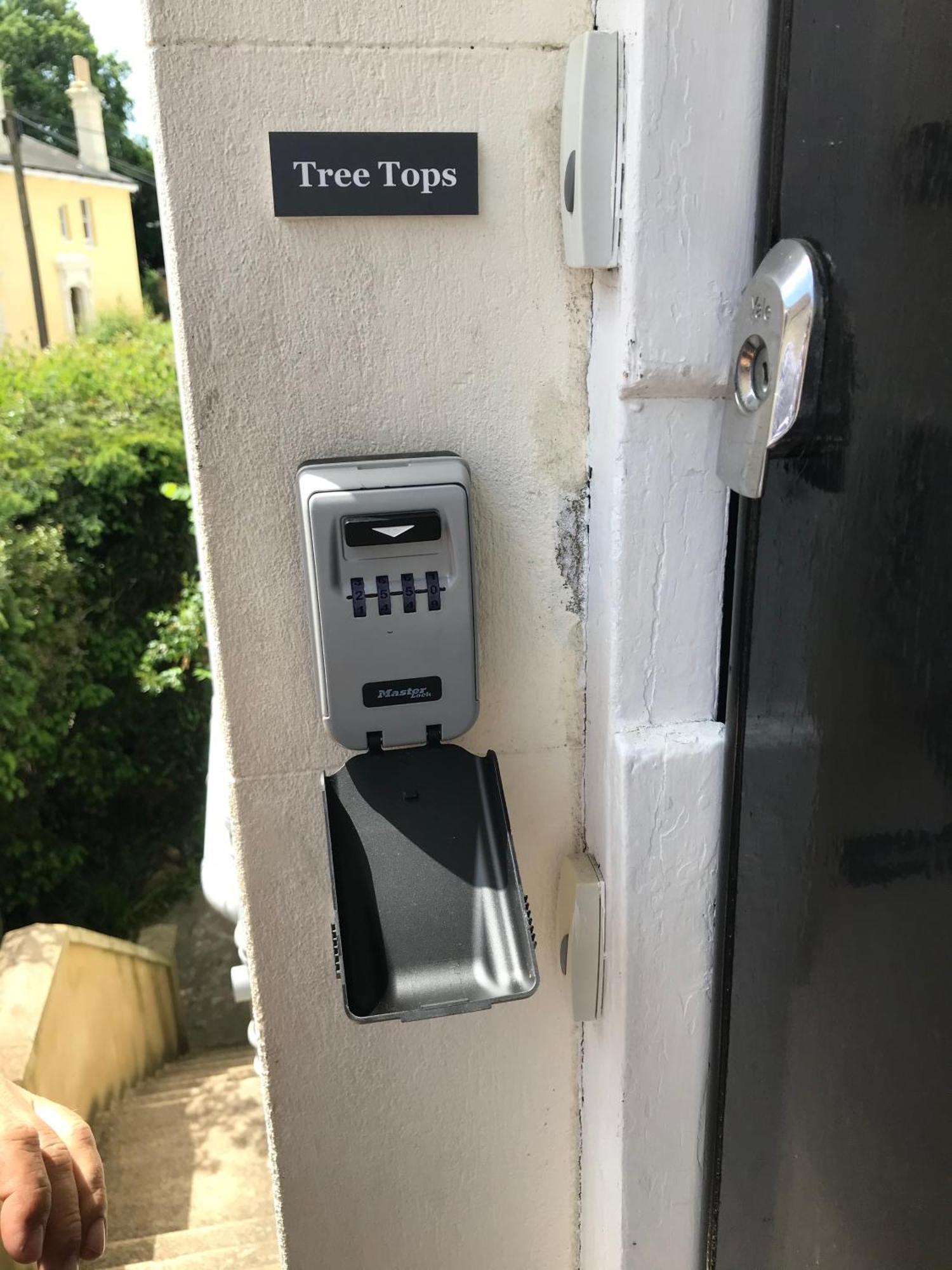 Tree Tops Apartment In Tunbridge Wells Exterior foto